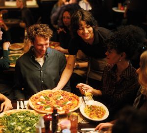 /Webseite-2022/250218_MT_LOSTERIA_03_HERO_TABLE_363_CMYK-300x271.jpg